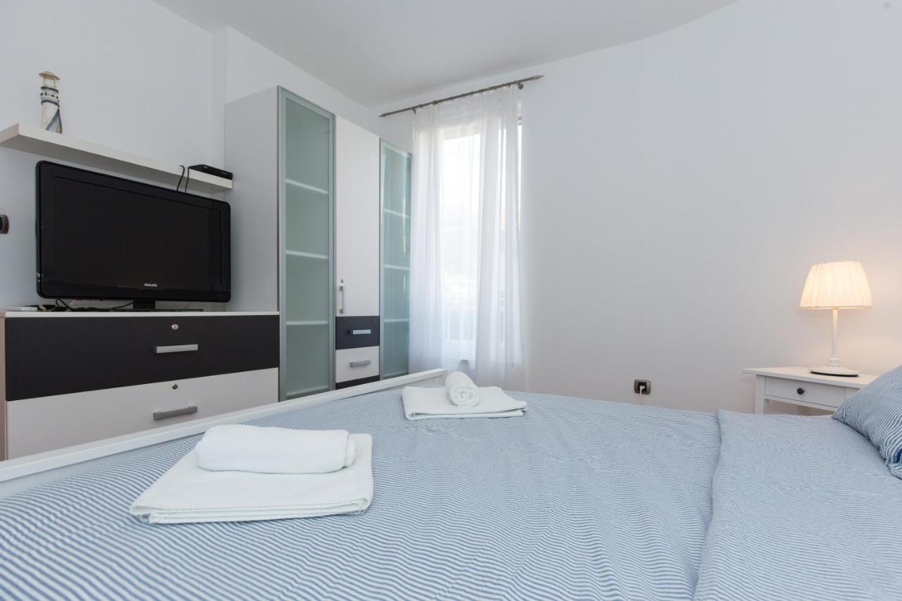 Apartment Rosmarino Baska  Luaran gambar